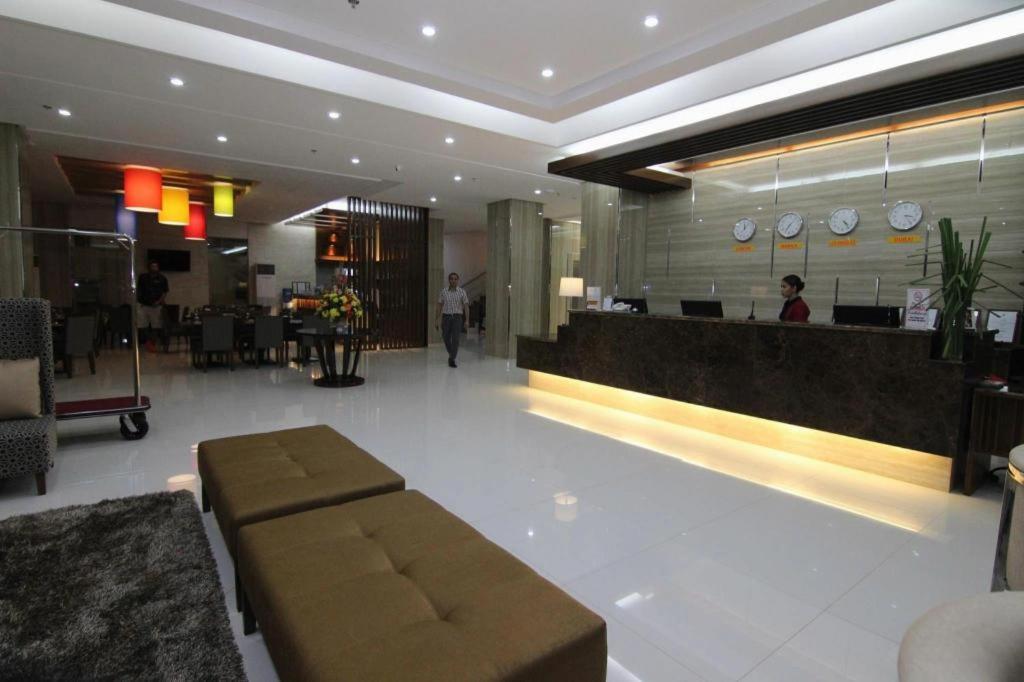District 21 Hotel Iloilo City Ngoại thất bức ảnh