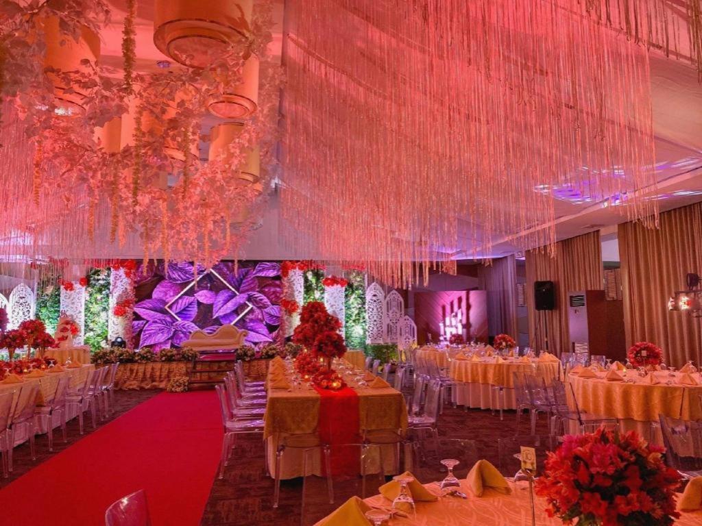 District 21 Hotel Iloilo City Ngoại thất bức ảnh