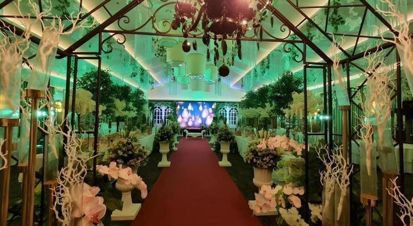 District 21 Hotel Iloilo City Ngoại thất bức ảnh